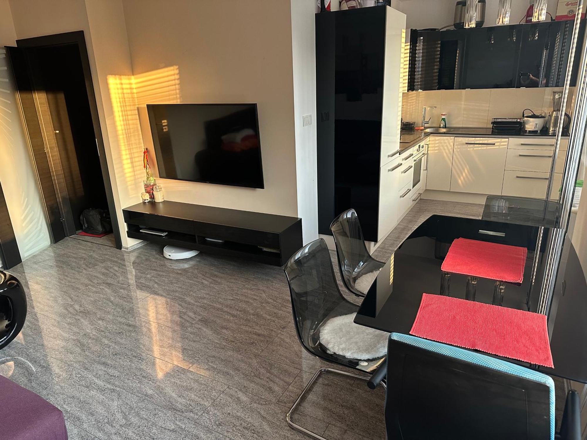 Sunny Modern With 2 With A View And Good Connections To The Centre Apartmán *